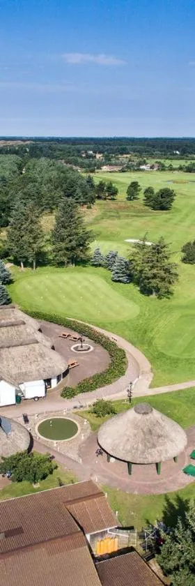 Blåvandshuk Golf Hostel，位于布拉万德的酒店