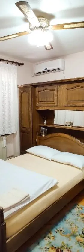 Pansion Jakić，位于Bač的酒店