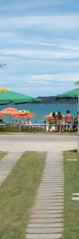 伊塔奥卡营地旅馆，位于伊泰帕瓦的酒店
