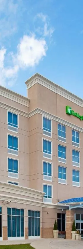Holiday Inn Toledo - Maumee I-80/90 by IHG，位于莫米的酒店