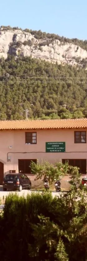 Albergue Barranc de la Serra，位于Fuentespalda的酒店