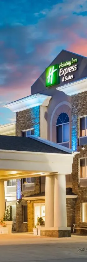 Holiday Inn Express & Suites Bellevue -Omaha Area- by IHG，位于贝尔维尤的酒店