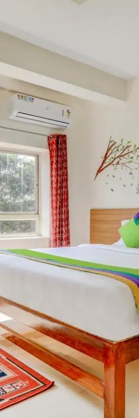 Treebo Atithi Comforts, 1 Km From Nisargadhama Forest，位于库斯哈尔纳加尔的酒店