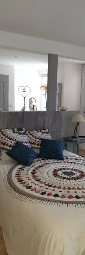 La jolie chambre，位于Javrezac的酒店
