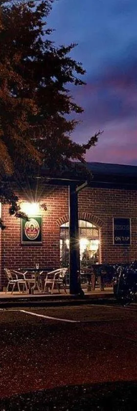 Murrumbateman Country Inn，位于Murrumbateman的酒店