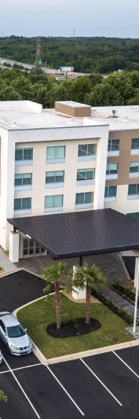Holiday Inn Express & Suites Greenville S - Piedmont by IHG，位于Piedmont的酒店