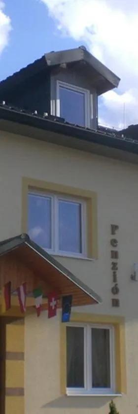 Penzión Aston，位于胡门内的酒店