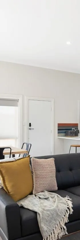 Luxury Apartments and Motel Rooms - Free Wifi - Close To Beach，位于Carpenter Rocks的酒店