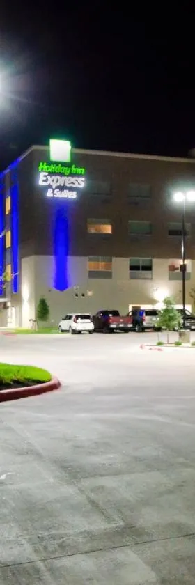 Holiday Inn Express & Suites Taylor by IHG，位于泰勒的酒店