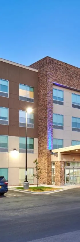 Holiday Inn Express & Suites El Paso East-Loop 375 by IHG，位于埃尔帕索的酒店