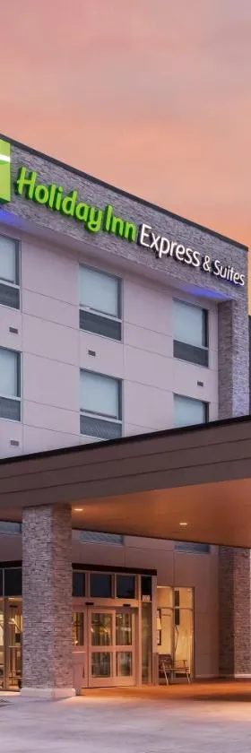 Holiday Inn Express & Suites West Plains Southwest by IHG，位于West Plains的酒店