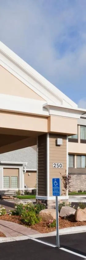 Holiday Inn Express & Suites Willmar by IHG，位于Willmar的酒店