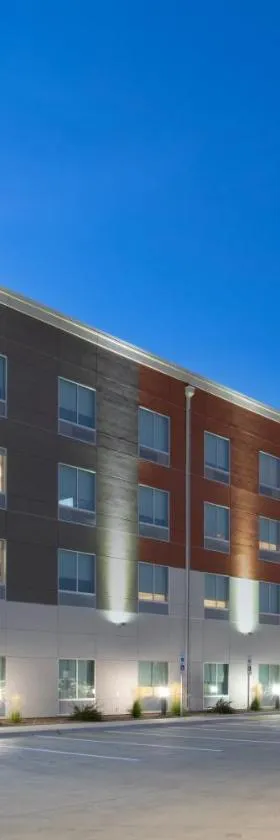 Holiday Inn Express & Suites - Sterling by IHG，位于斯特林的酒店