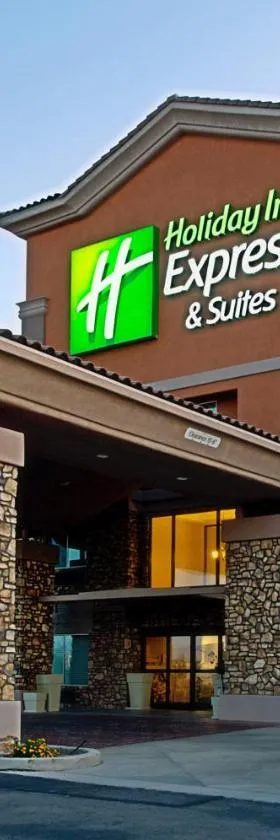 Holiday Inn Express & Suites Tucson by IHG，位于土桑的酒店