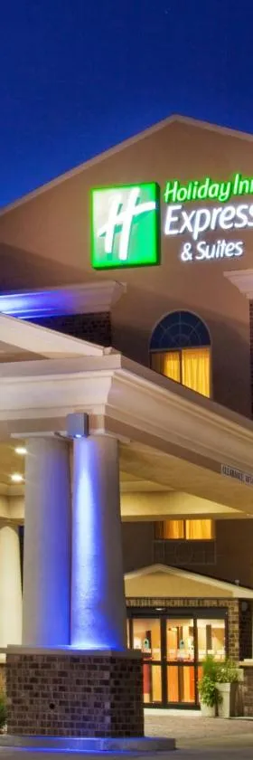 希尔中心智选假日酒店，位于Sioux Center的酒店