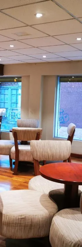 Gran Hotel Ambassador，位于科恰班巴的酒店