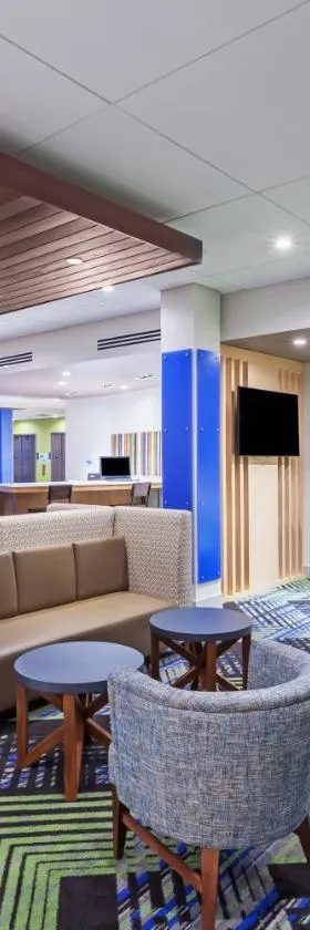 Holiday Inn Express and Suites Chanute by IHG，位于Chanute的酒店