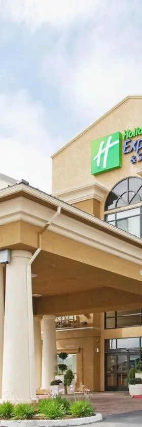 Holiday Inn Express & Suites Salinas by IHG，位于萨利纳斯的酒店
