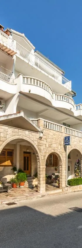 Villa Roko，位于图彻皮的酒店