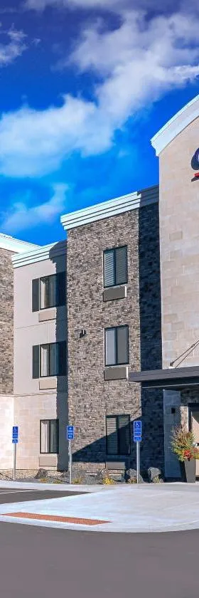 Candlewood Suites Lakeville I-35 by IHG，位于莱克维尔的酒店