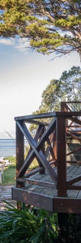 Matai Cottage - Pakawau Bach，位于Pakawau的酒店