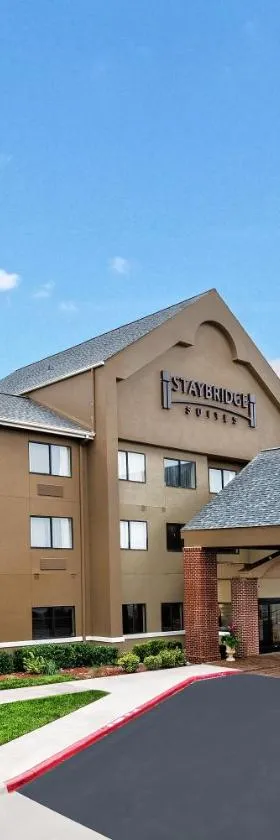 Staybridge Suites Lubbock-University Area by IHG，位于拉伯克的酒店