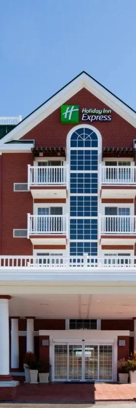 佩托斯基智选假日套房酒店，位于佩托斯基的酒店