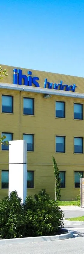 ibis budget Castelnaudary - A61，位于卡斯泰尔诺达里的酒店