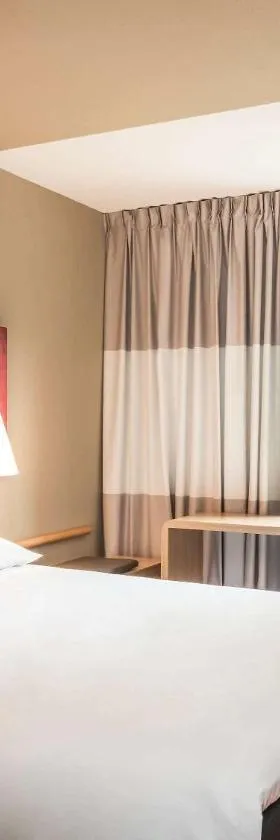 ibis Birmingham Airport Terminal Building - NEC，位于比肯希尔的酒店