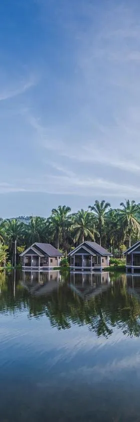 Sementra Hot Spring Nature Resort，位于务边的酒店