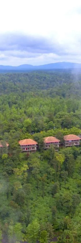 Coorg Cliffs Resorts，位于Ammatti的酒店