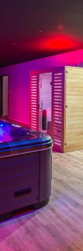 American spa motel，位于Joncherey的酒店