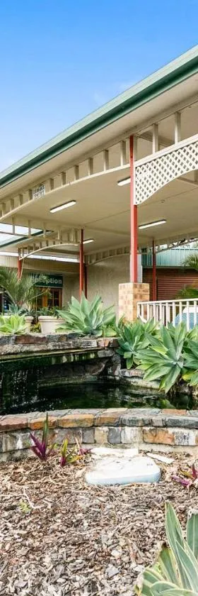Parkland Resorts Calliope，位于Calliope的酒店