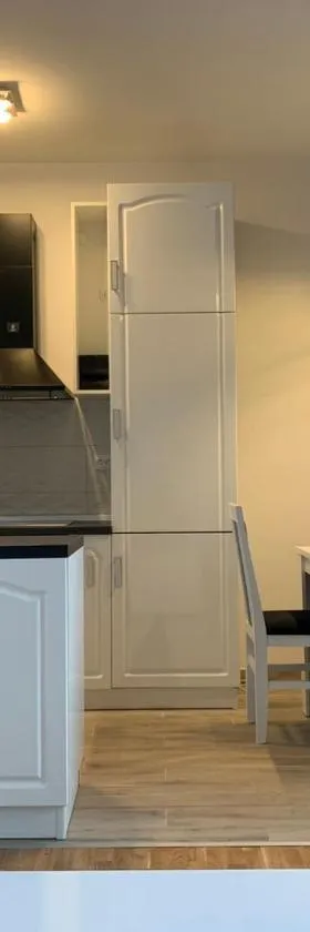 Royal Residence Apartmani，位于潘切沃的酒店