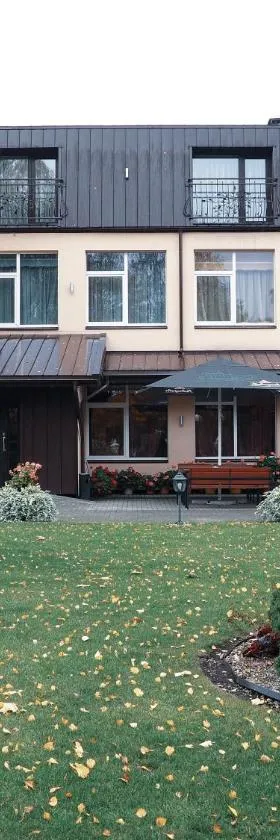 Svečių namai Žara，位于Tytuvėnai的酒店
