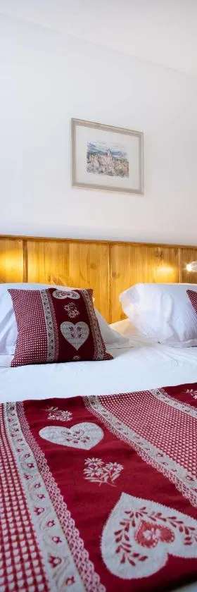 Hotel Relais d'ISSENHEIM Table d'hôtes，位于伊斯内姆的酒店