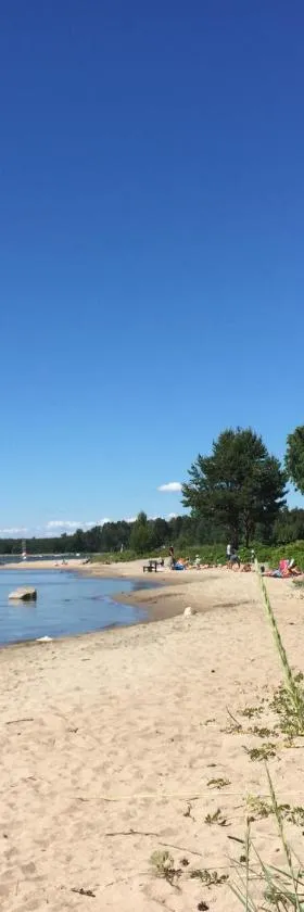 Hostel Hudiksvall Malnbaden Camping，位于胡迪克斯瓦尔的酒店