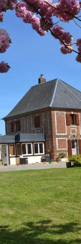 Domaine de Pimont，位于Yerville的酒店