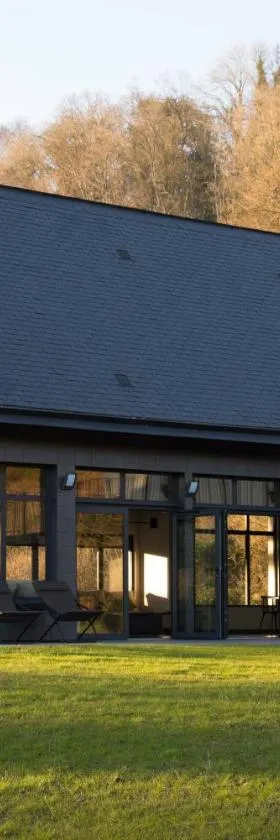 Les Sources du Val，位于Saint-Pierre-du-Val的酒店