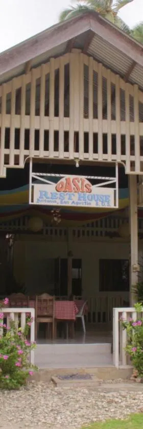 Oasis Resthouse，位于San Agustin的酒店