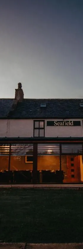 Seafield Arms Hotel，位于Whitehills的酒店