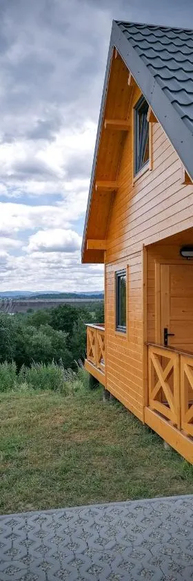 Daroszówka - Domki i Apartamenty z Widokiem Solina，位于索利纳的酒店