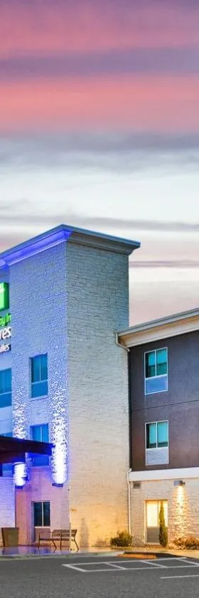 Holiday Inn Express & Suites Junction by IHG，位于章克申的酒店
