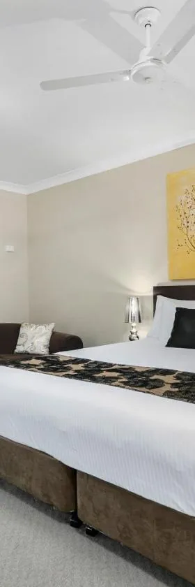 金坝贝斯特韦斯特汽车旅馆，位于玛丽伯勒的酒店