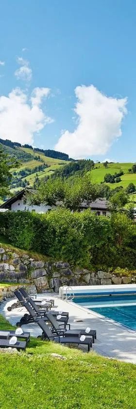 Das Alpenhaus Kaprun inkl Zell am See-Kaprun Sommerkarte，位于卡普伦的酒店
