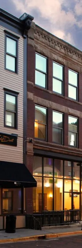 戈登斯特酒店，位于戴德伍德的酒店