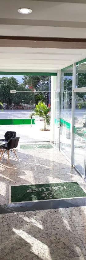 Kaluff Hotel，位于伊塔博拉伊的酒店