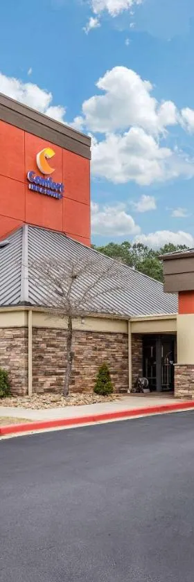 Comfort Inn & Suites Clemson - University Area，位于克莱门森的酒店