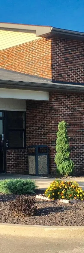 FairBridge Inn Express Monroe City，位于Monroe City的酒店