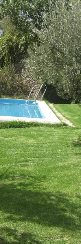 Alojamiento Rural Mirador del Avellano，位于阿尔普哈拉德拉谢拉的酒店